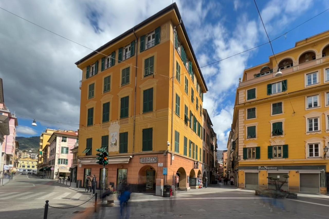 Mazzini 12, Elegant Central Apartment With Free Private Garage 800 M, Air Conditioning, Wi-Fi, Just 100 M From The Public Beach Rapallo Exterior foto