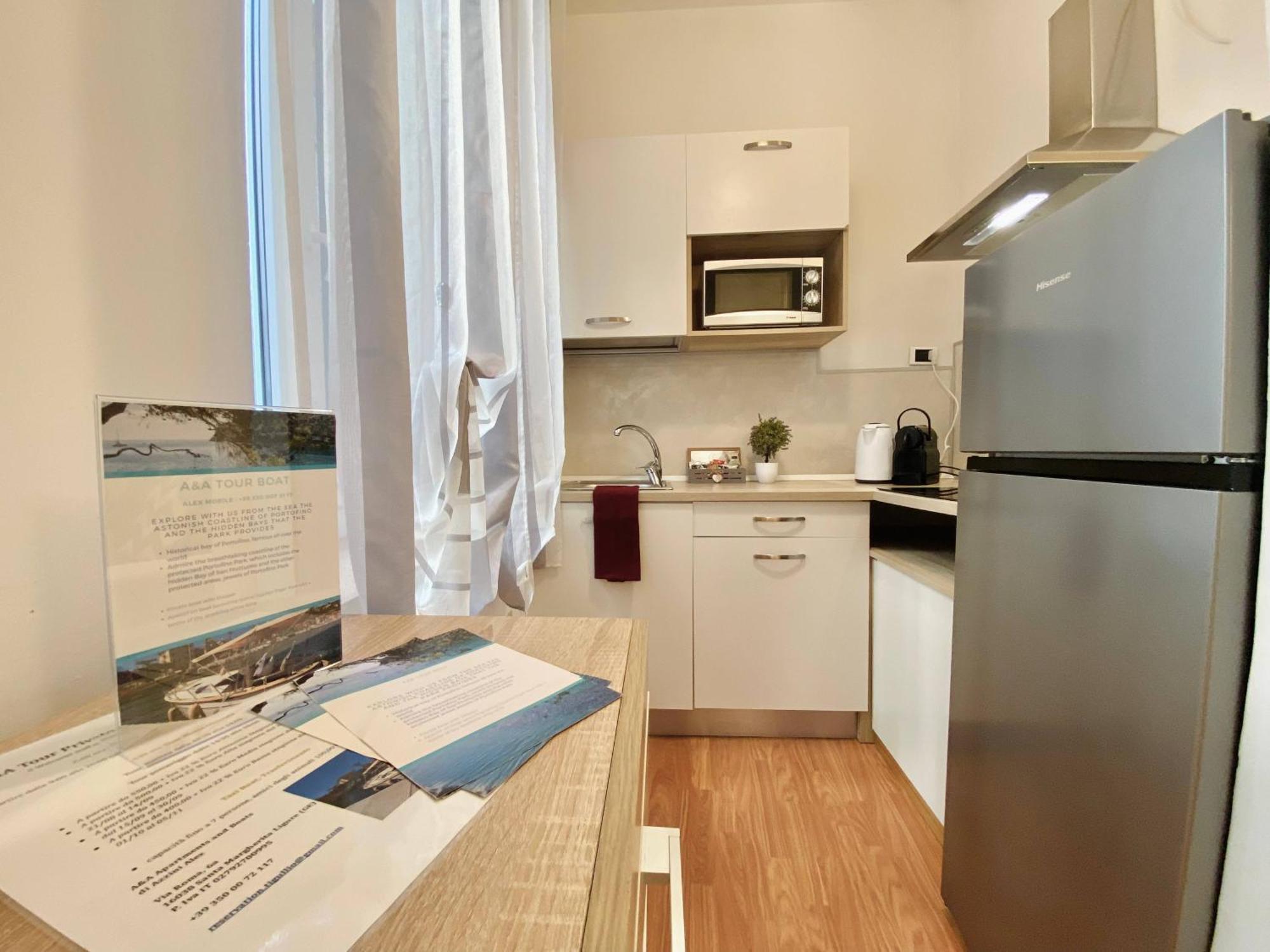 Mazzini 12, Elegant Central Apartment With Free Private Garage 800 M, Air Conditioning, Wi-Fi, Just 100 M From The Public Beach Rapallo Exterior foto