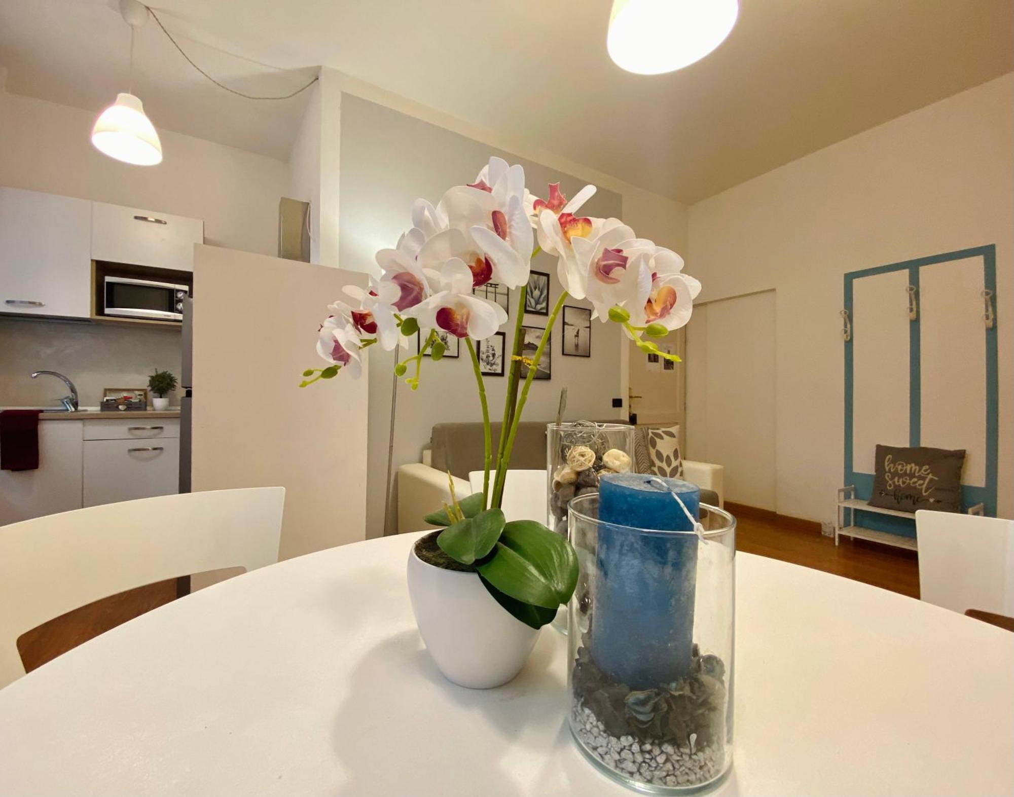 Mazzini 12, Elegant Central Apartment With Free Private Garage 800 M, Air Conditioning, Wi-Fi, Just 100 M From The Public Beach Rapallo Exterior foto