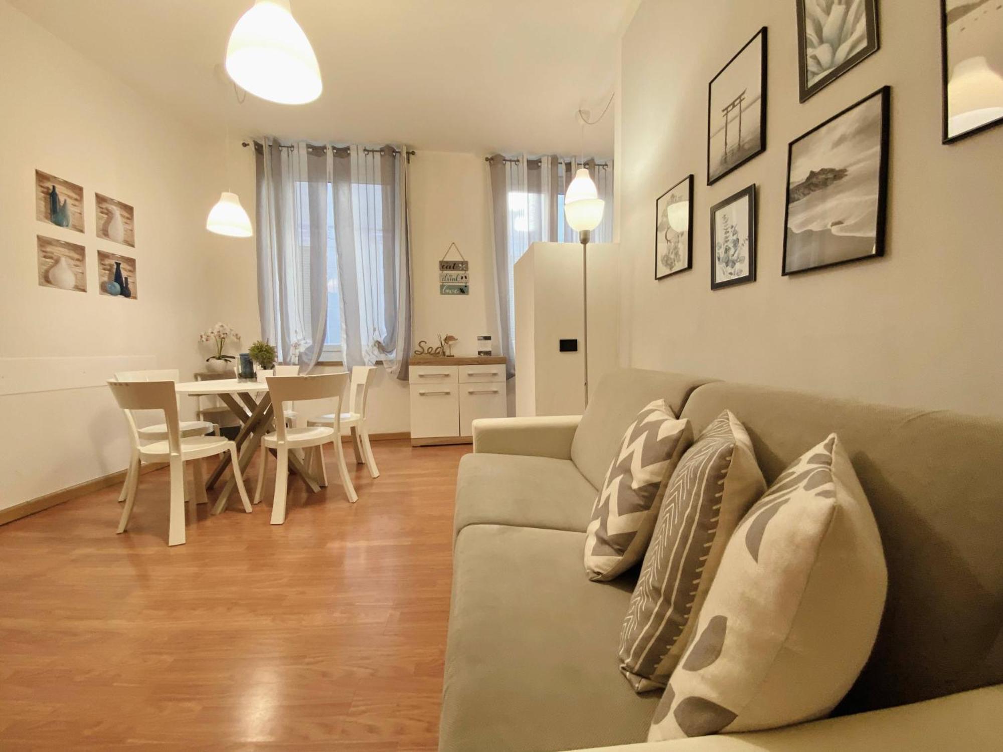Mazzini 12, Elegant Central Apartment With Free Private Garage 800 M, Air Conditioning, Wi-Fi, Just 100 M From The Public Beach Rapallo Exterior foto
